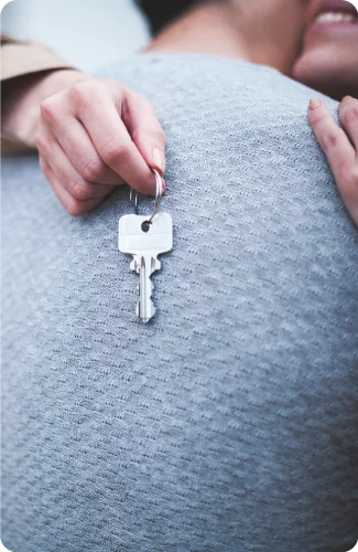 Financiamos la compra de tu casa propia, con las mejores tasas y beneficios.